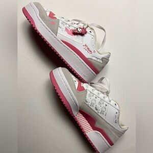 Hello Kitty x adidas Forum Bold J 'Hello Kitty and Friends' NWT